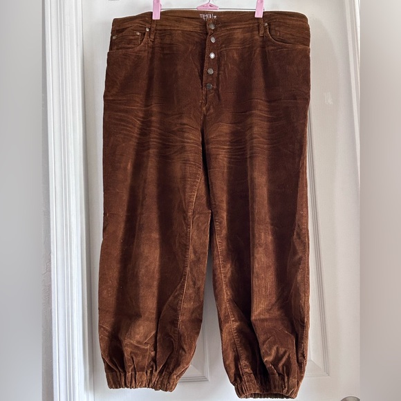 Pants - Picture 2 of 6